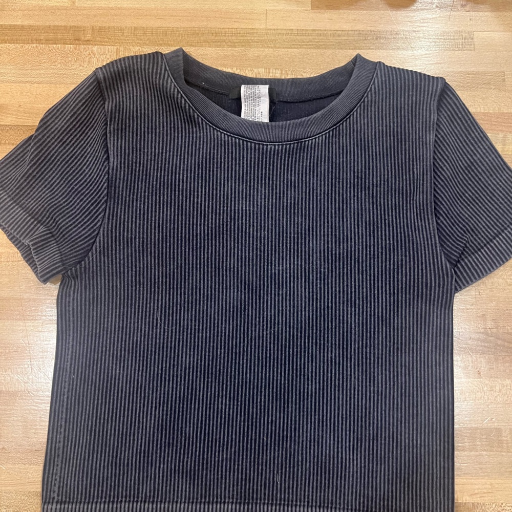 Grey ribbed top